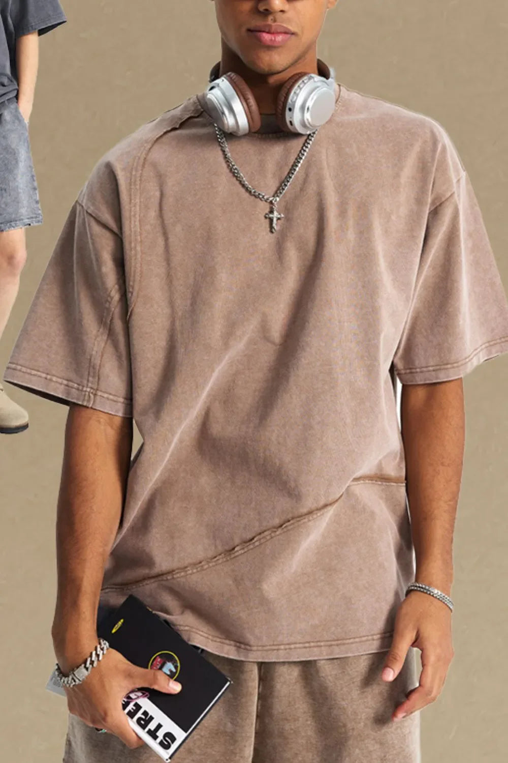 Men's Round Neck Half Sleeve T-Shirt Mocha / S