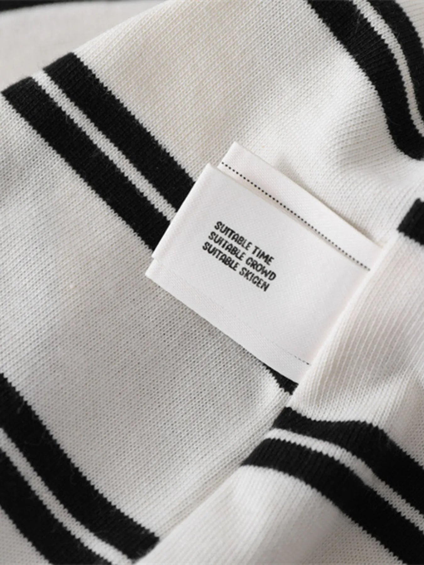 Men's Striped Round Neck Long Sleeve T-Shirt