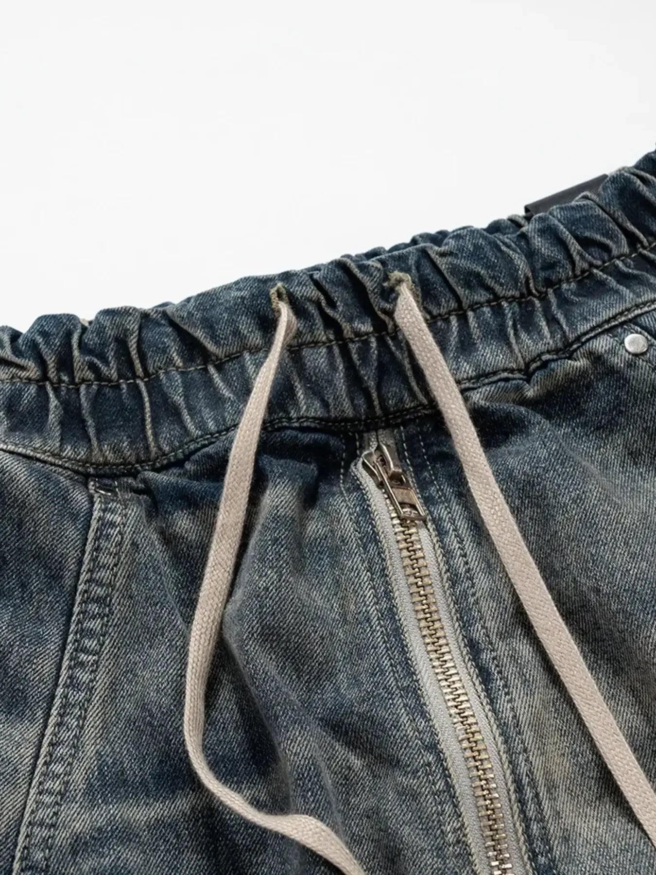 Men's Washed Cargo Jeans with Drawstring Waist