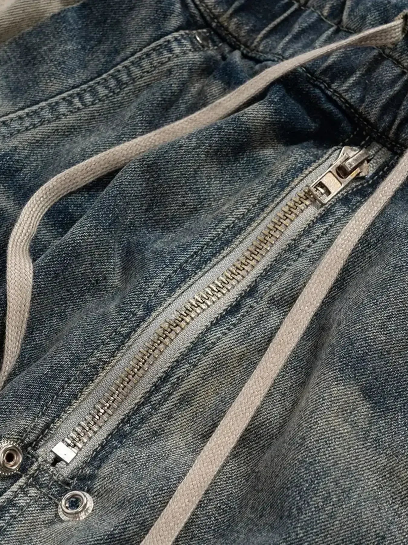 Men's Washed Cargo Jeans with Drawstring Waist