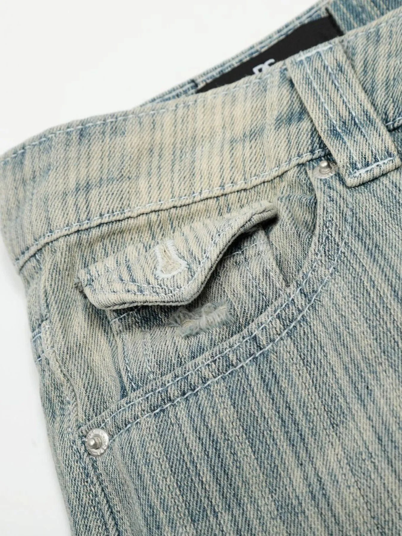 Men's Washed Pinstripe Wide Leg Jeans