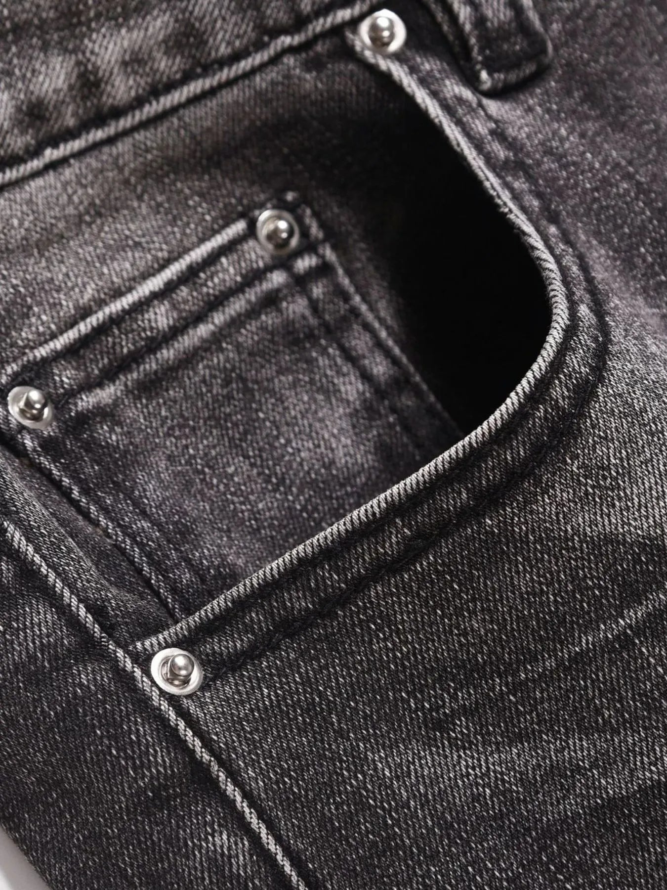 Men's Washed Straight-Leg Jeans