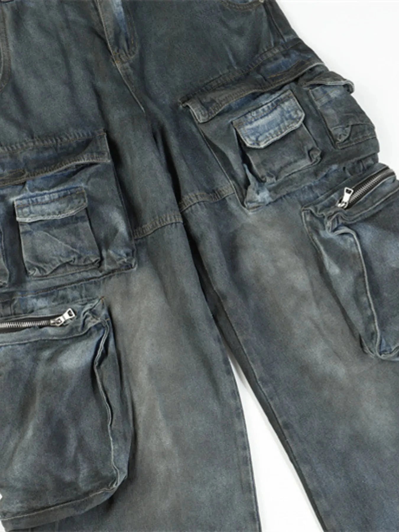 Men's Wide Leg Cargo Jeans