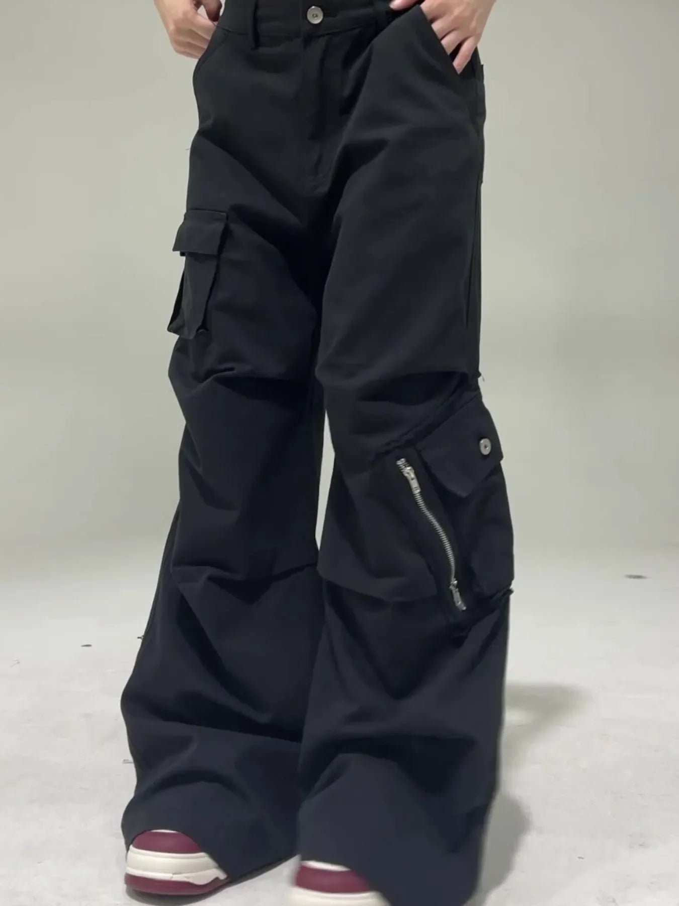 Men's Wide Leg Cargo Pants