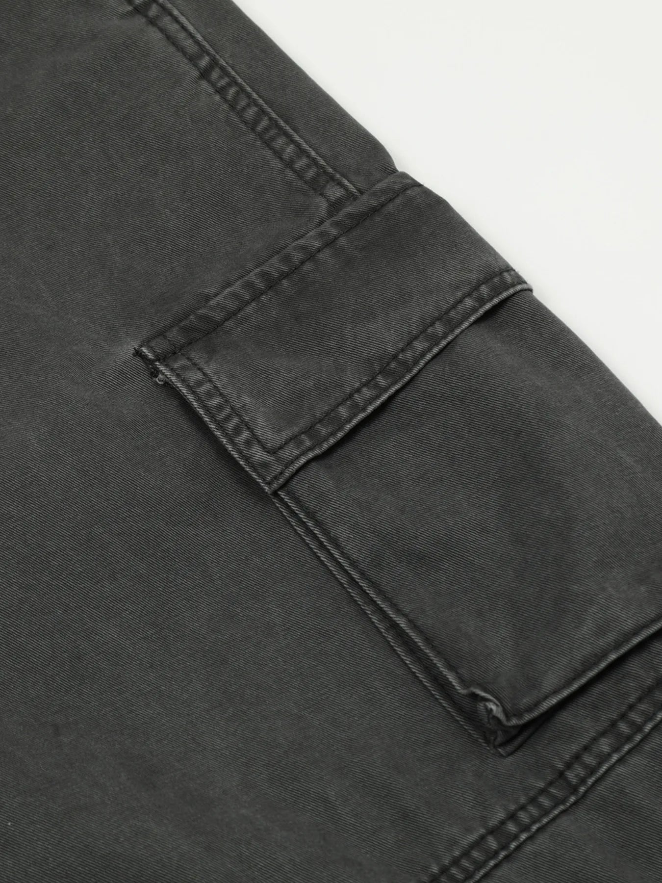 Men's Wide Leg Cargo Pants