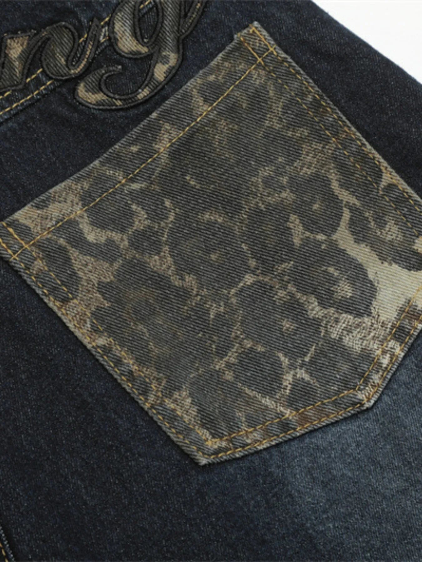 Men's Wide Leg Denim Shorts