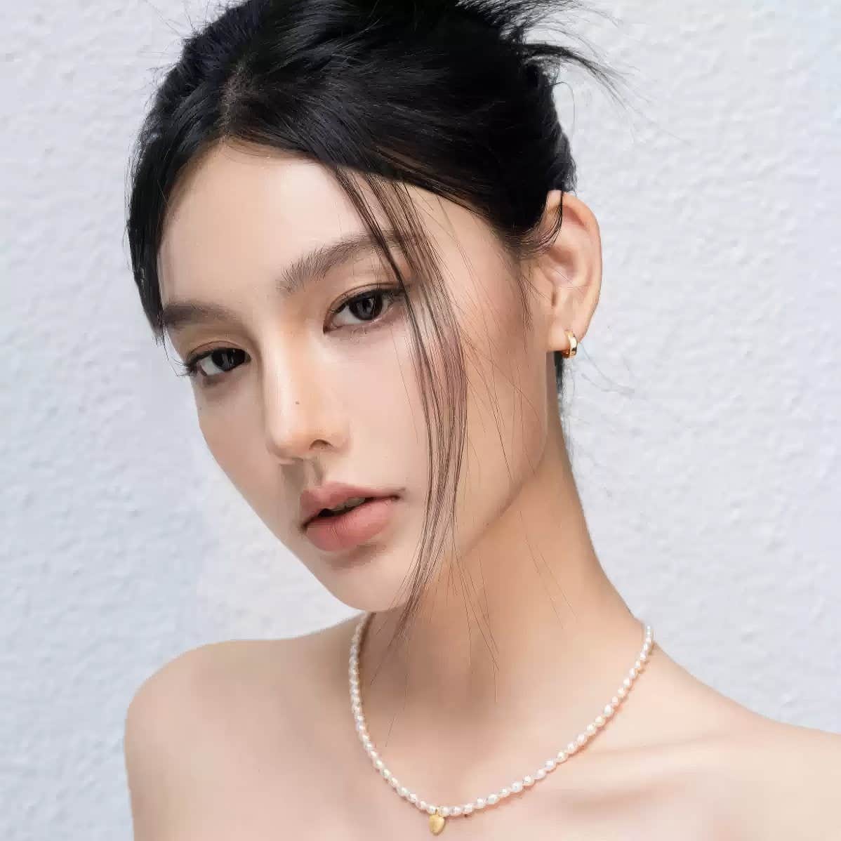 Minimalist Pearl Necklace with Gold Heart Charm White