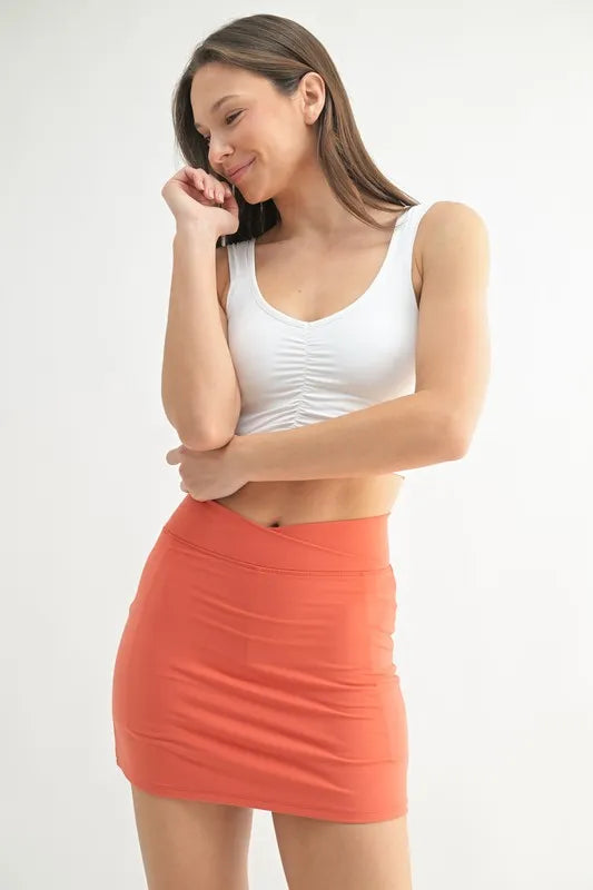 MONO B Ruched Front Active Tank WHITE / S