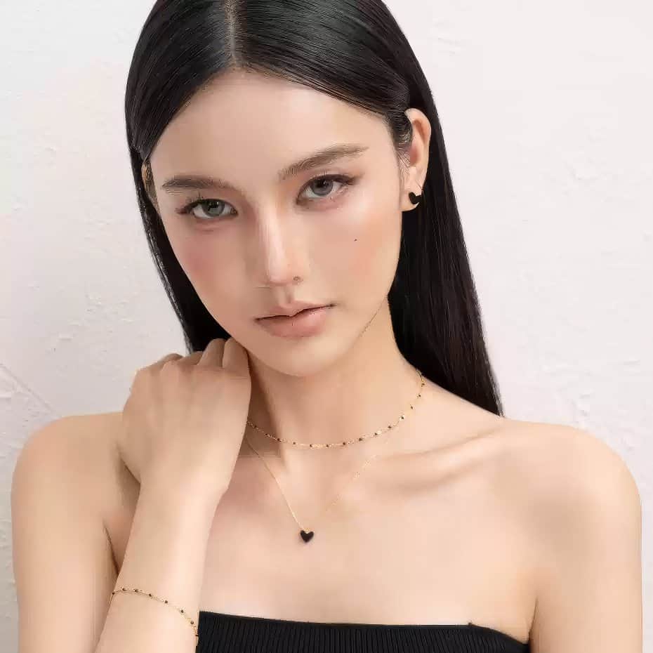 Multi Chain Heart Pendant Necklace