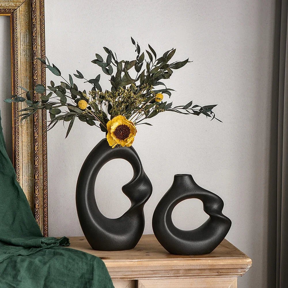 Nordic Ceramic Vase: Wedding Flower Decoration, Modern Living Room Decor, Dried Flowers