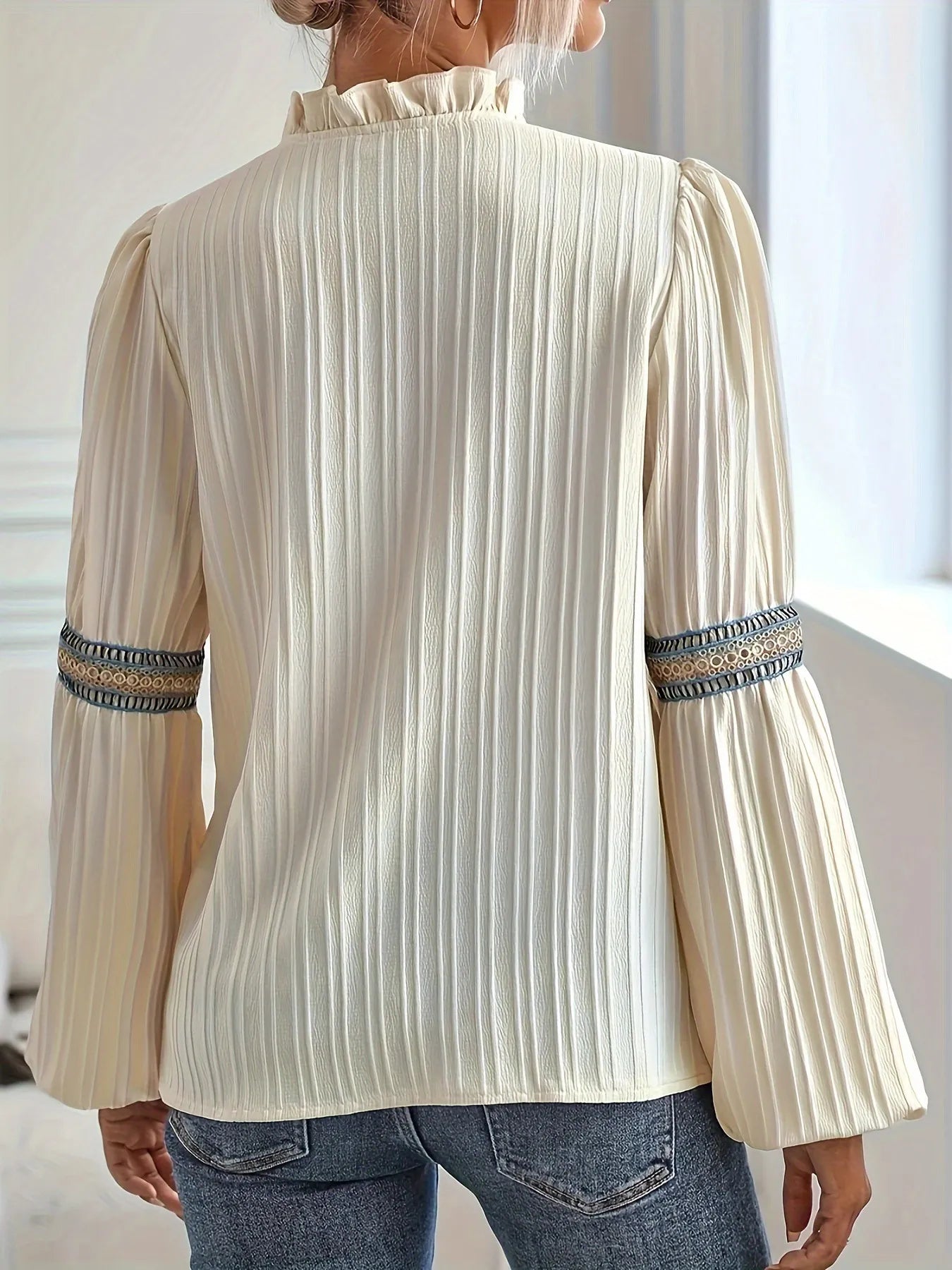 Notched Textured Balloon Sleeve Blouse