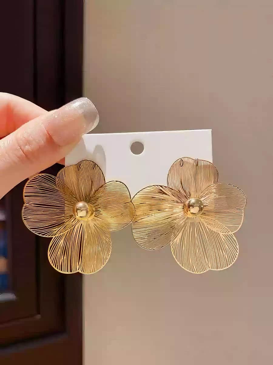 Oversized Gold Tone Flower Earrings with Delicate Filigree Wire Design