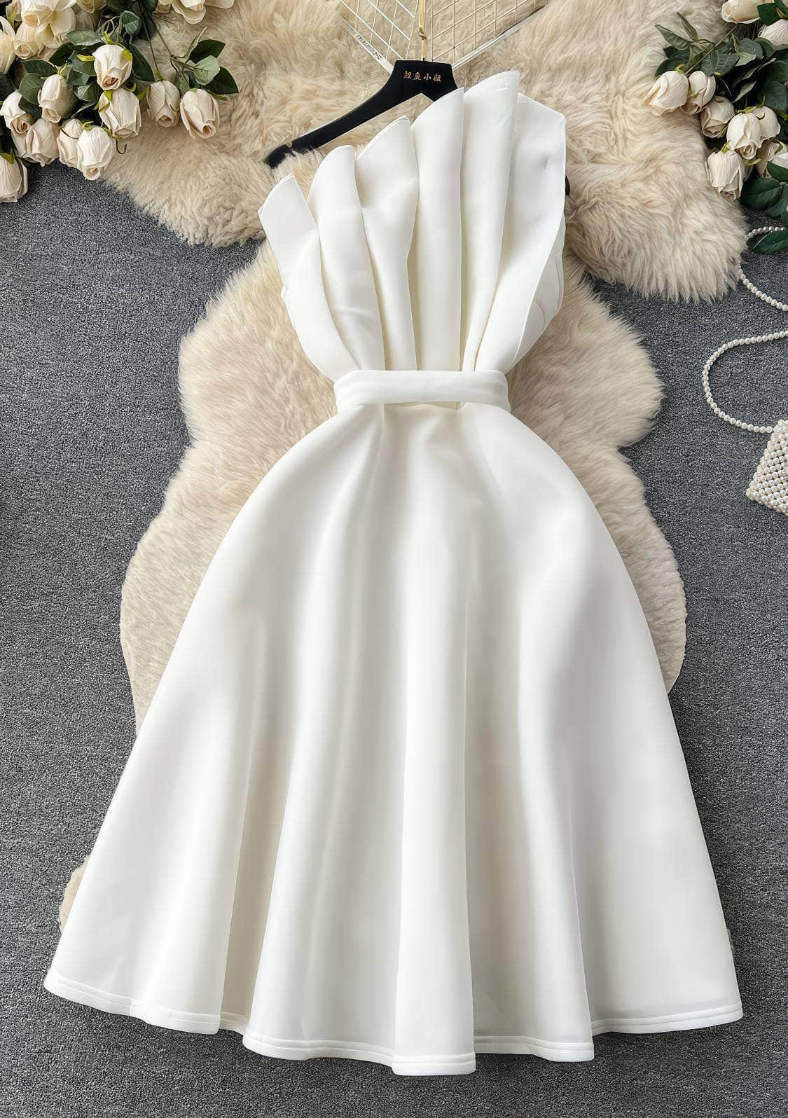 Pleated Asymmetric Flare Scuba Dress S / White
