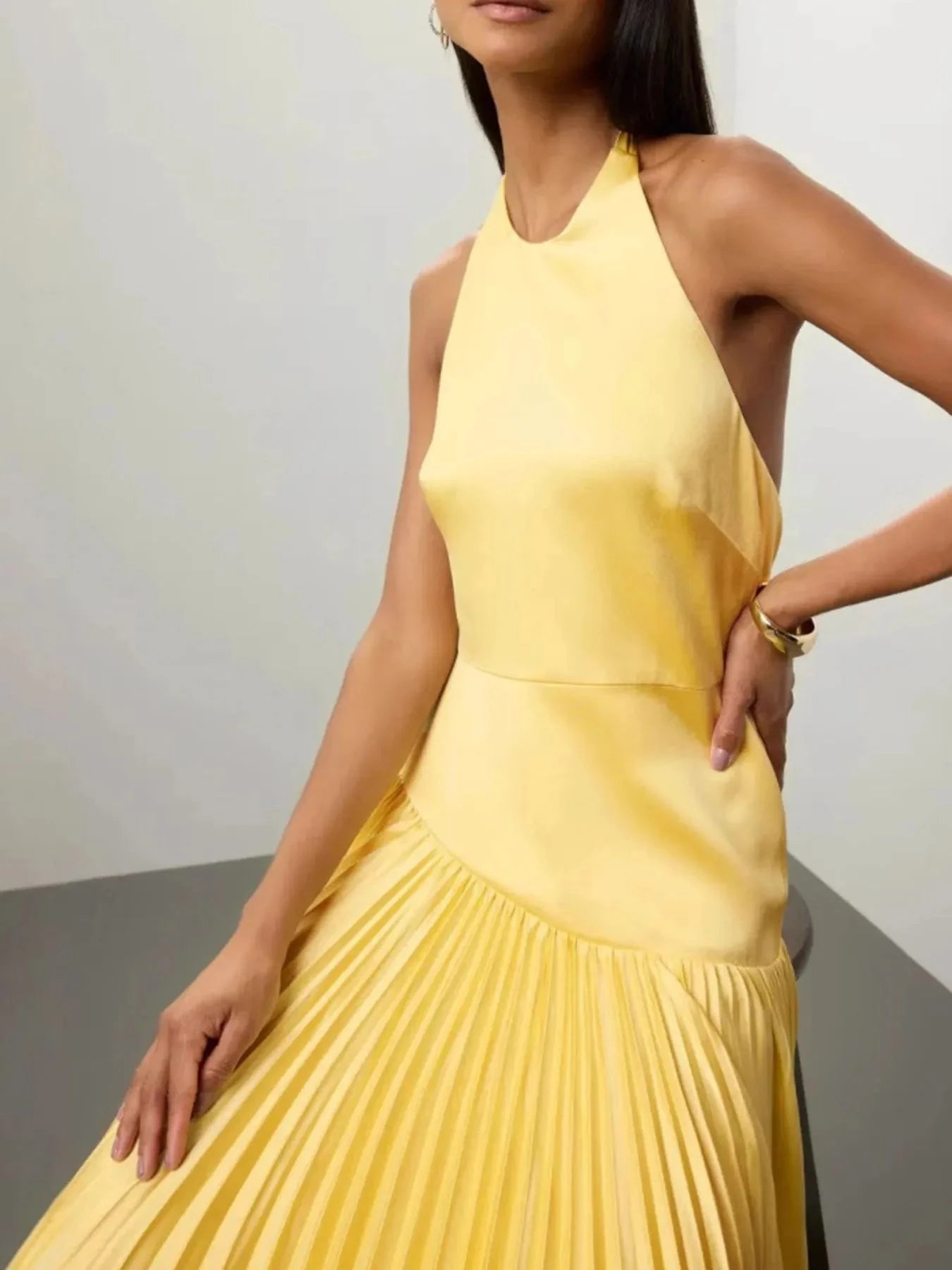 Pleated Halter Neck Maxi Dress Yellow-green / S