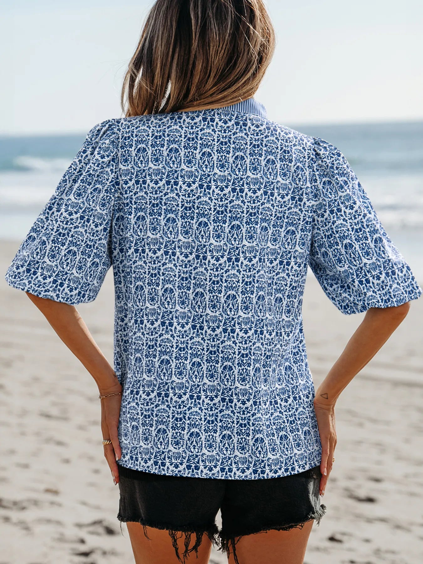 Printed Contrast Ric-Rac Puff Sleeve Top