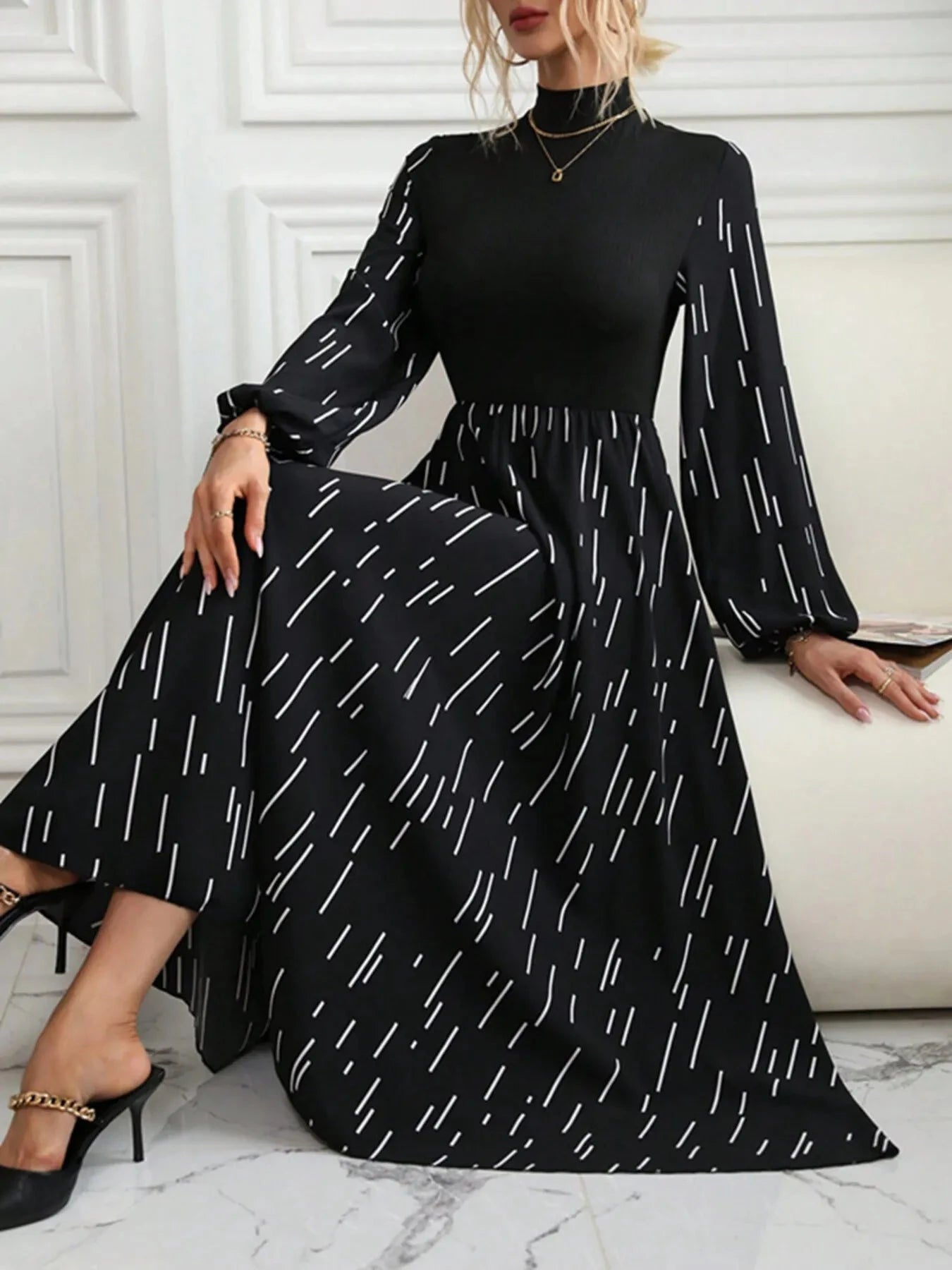 Printed Long Sleeve Mock Neck Dress Black / S