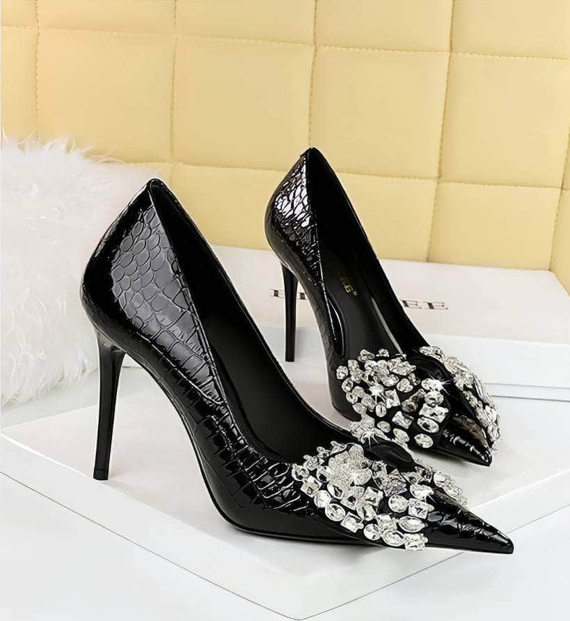 Rhinestone Silk Bow Detailed Court Heels