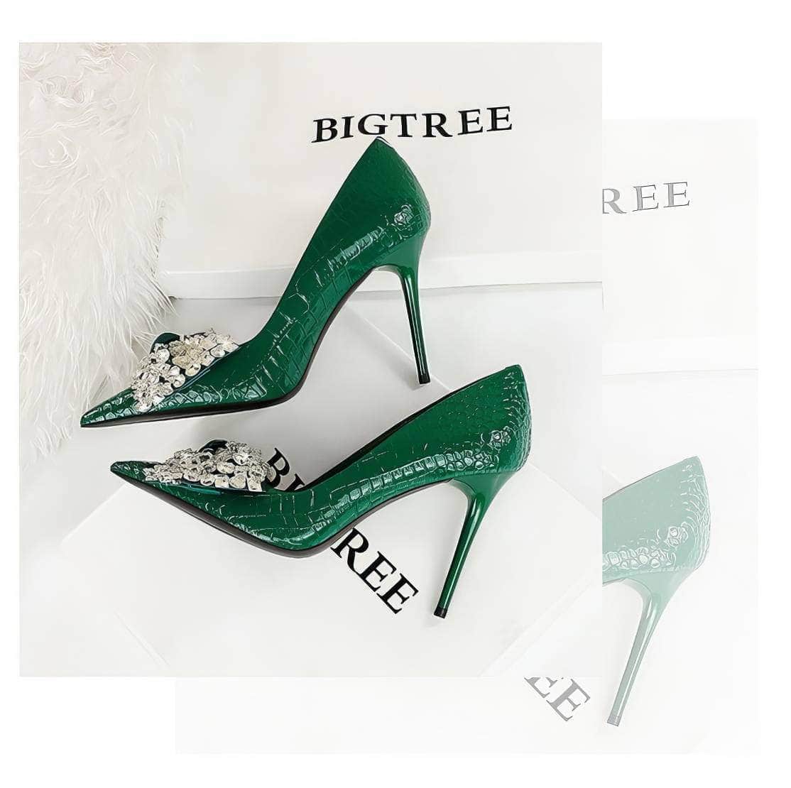 Rhinestone Silk Bow Detailed Court Heels
