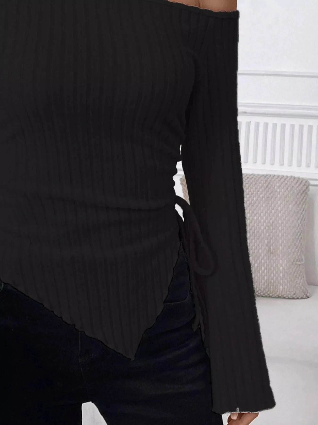 Ribbed One Shoulder Asymmetrical Hem T-Shirt Black / S