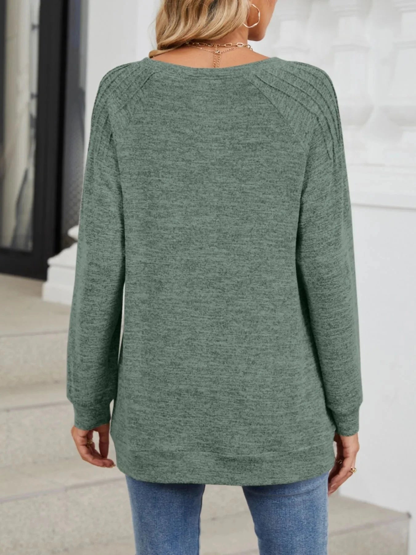 Round Neck Long Sleeve T-Shirt