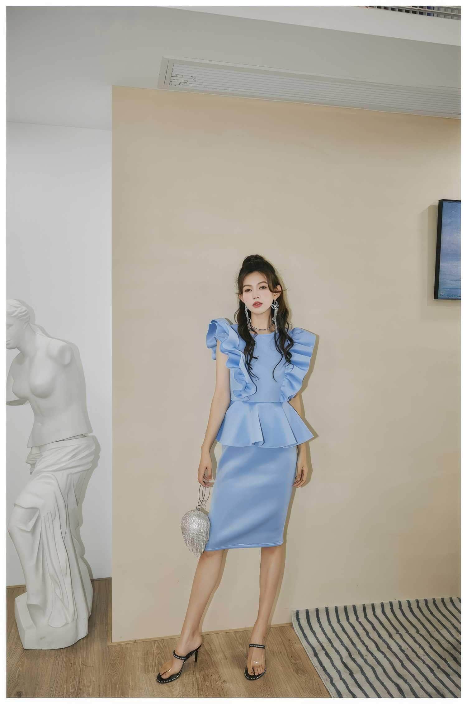 Ruffle Sleeves Peplum Midi Dress