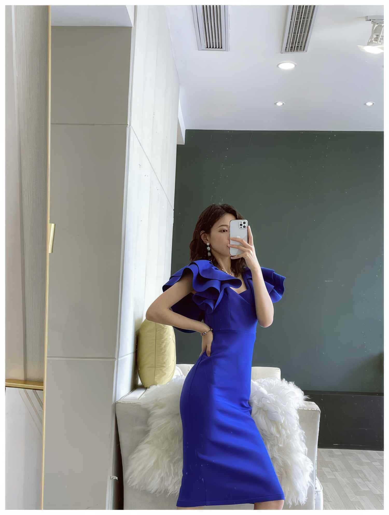Ruffle Trimmed Flounce Sleeve Bodycon Midi Dress
