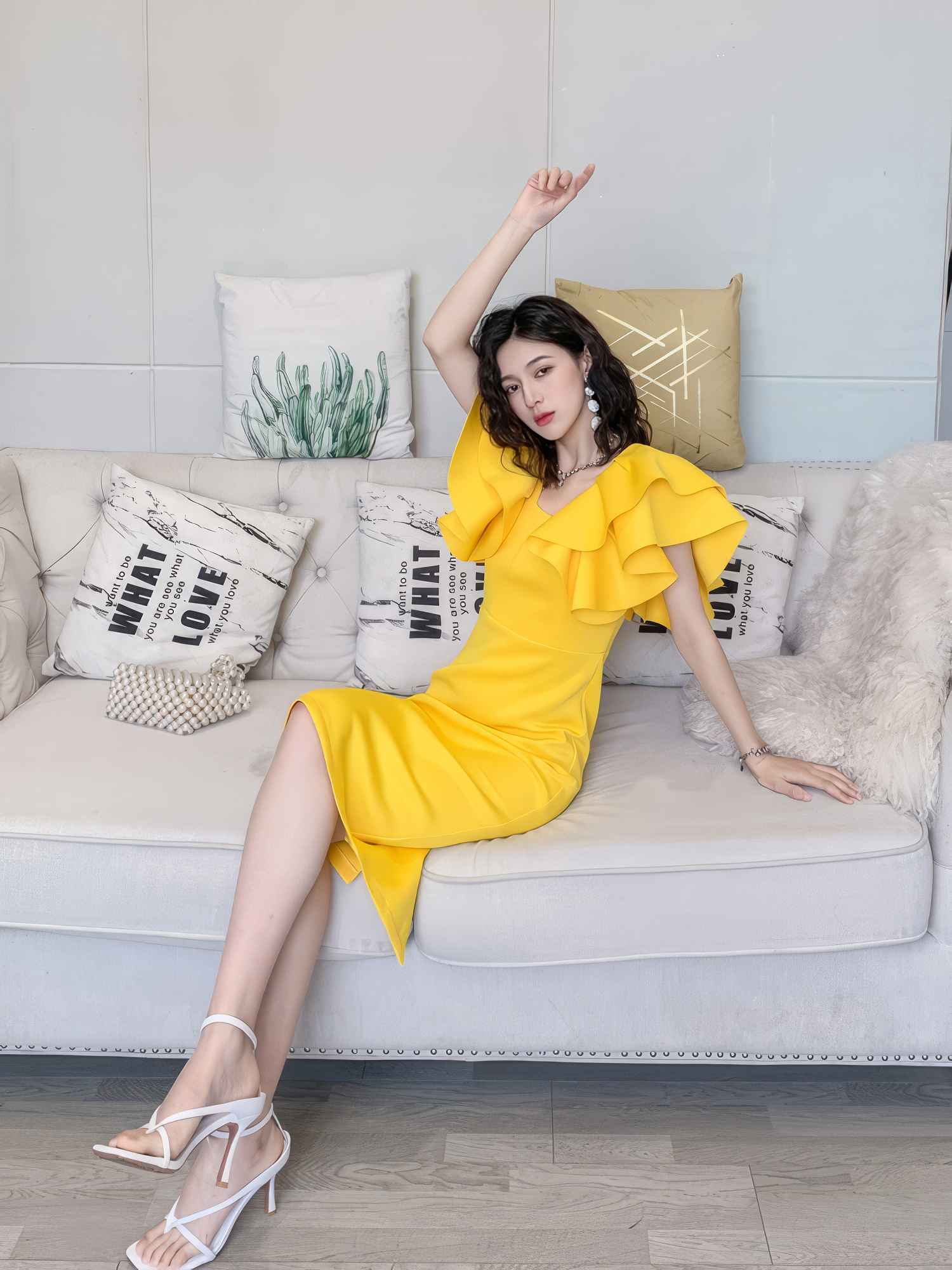 Ruffle Trimmed Flounce Sleeve Bodycon Midi Dress