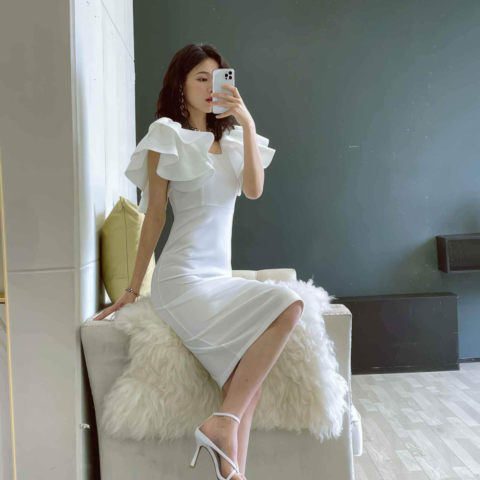 Ruffle Trimmed Flounce Sleeve Bodycon Midi Dress S / White