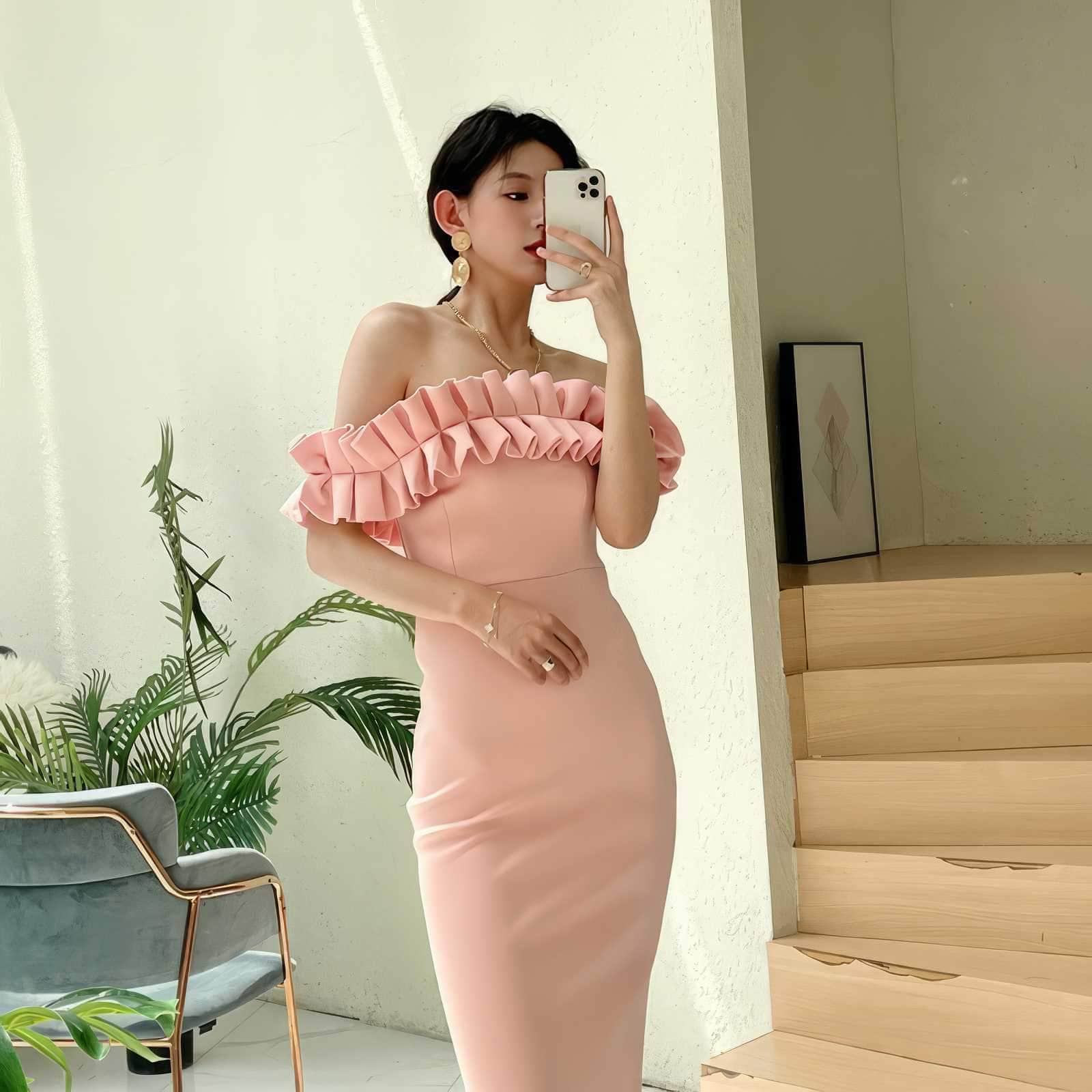 Ruffled Off-Shoulder Bodycon Midi Dress S / Pink