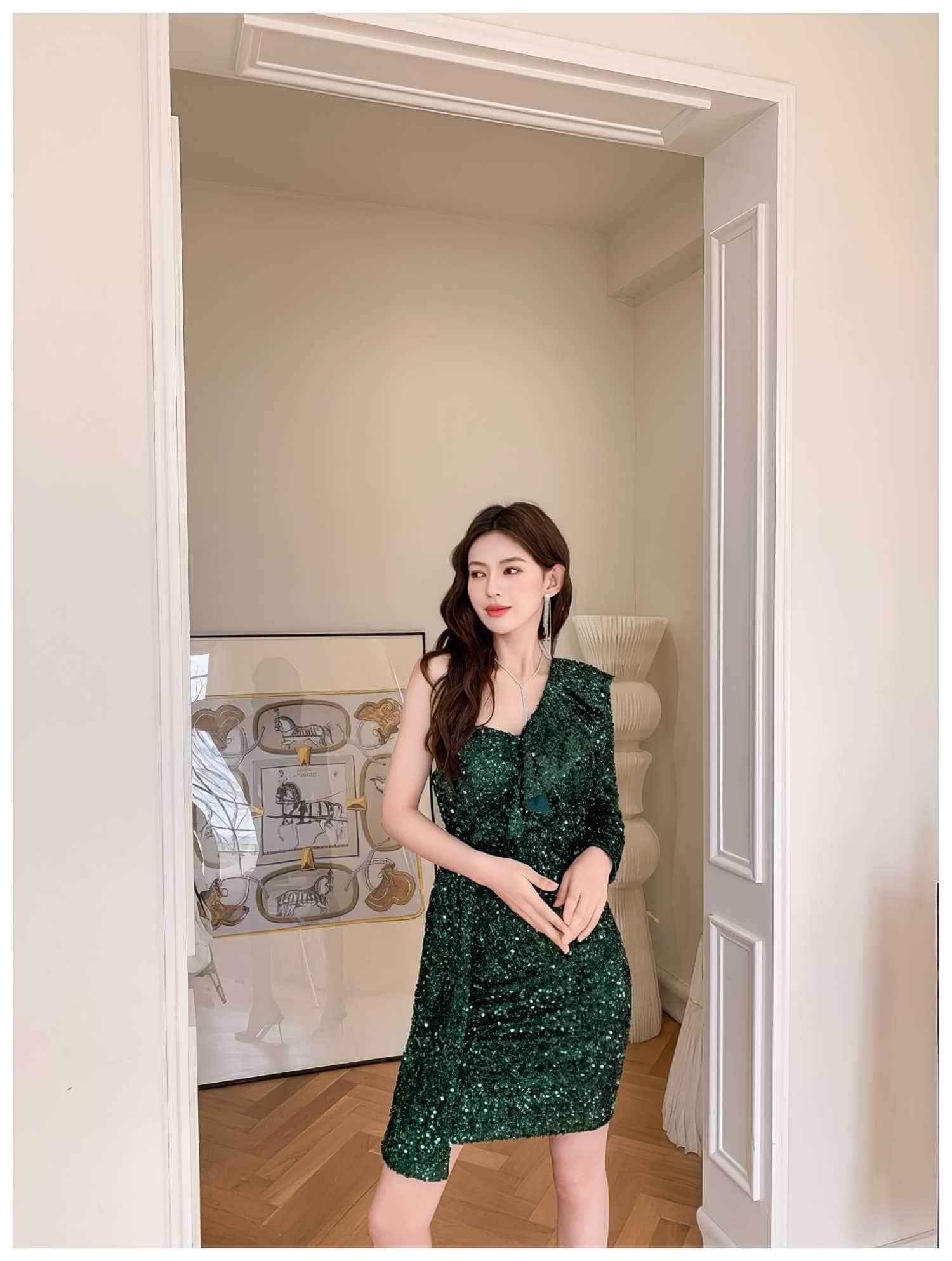 Ruffled One-Shoulder Sequin Peplum Mini Dress