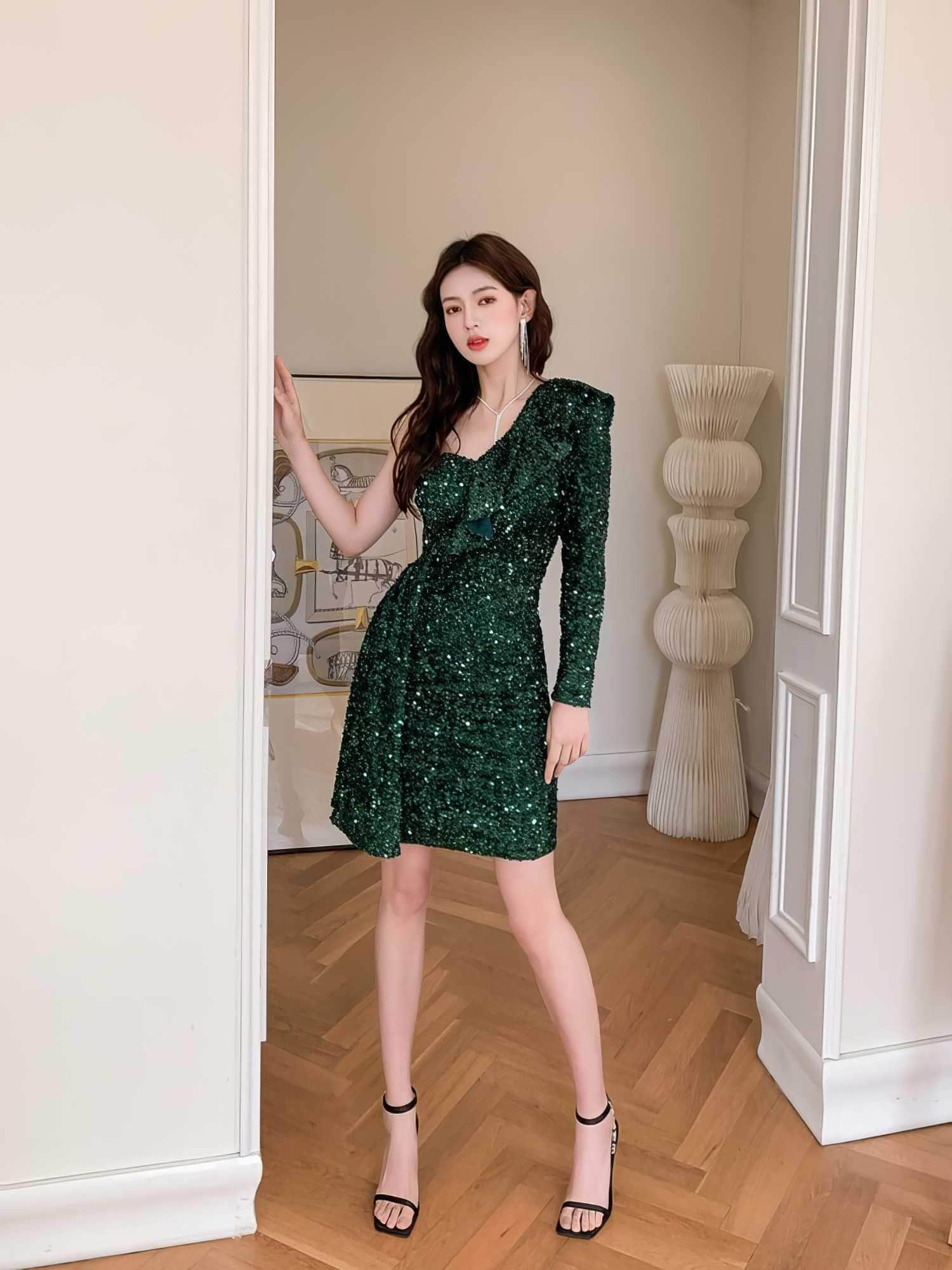Ruffled One-Shoulder Sequin Peplum Mini Dress