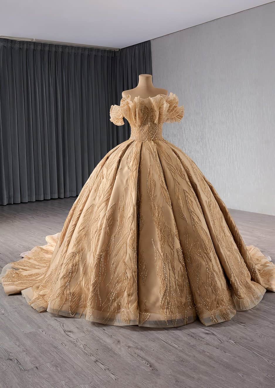 Ruffled Scalloped Sequin Detailed Ball Dress - Y7Z8A