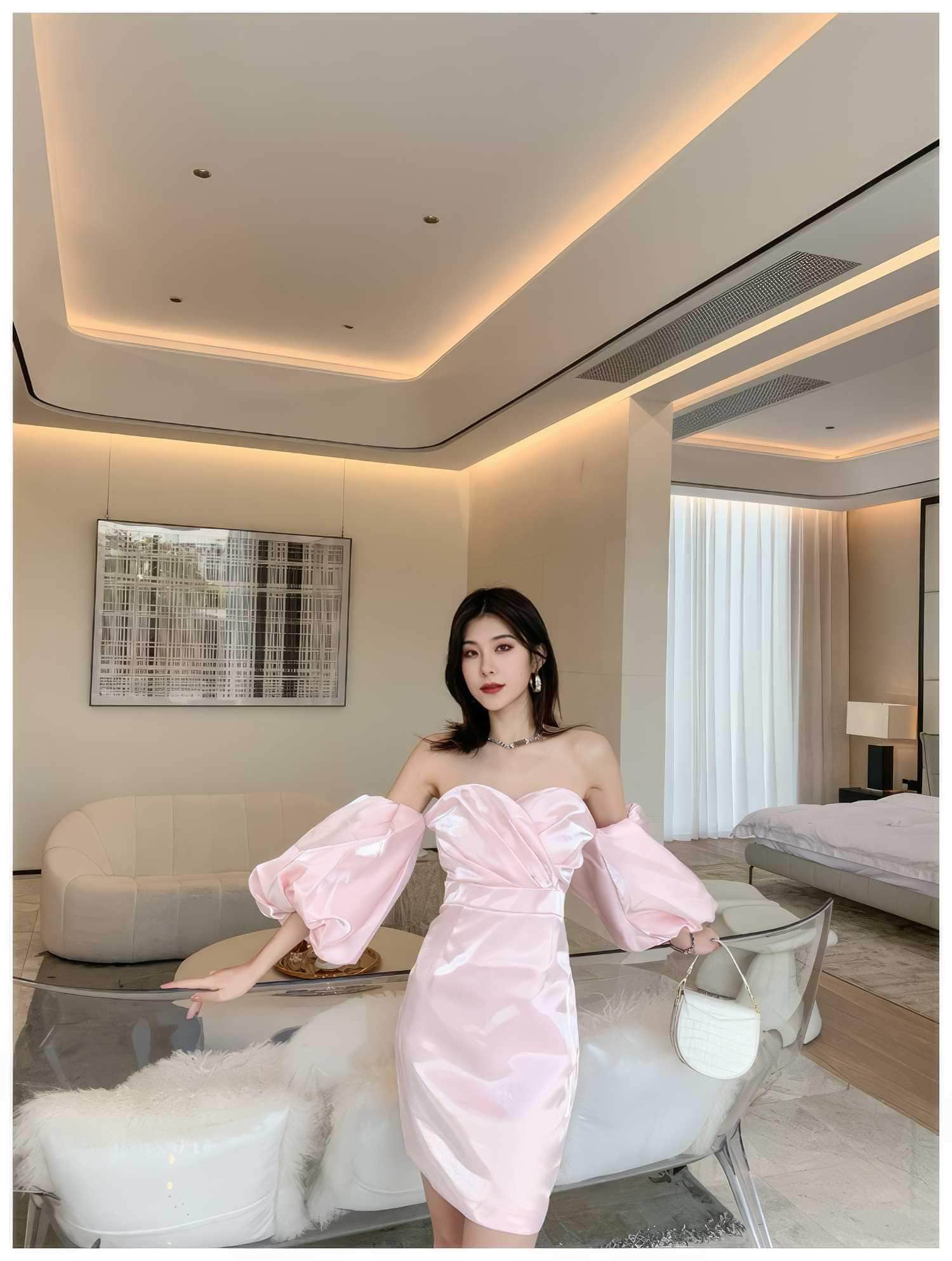 Shimmering Off shoulder Puff sleeve Column Gown