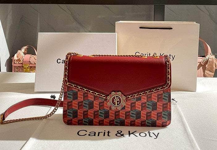 Signature Golden Chain Patterned Bag Red