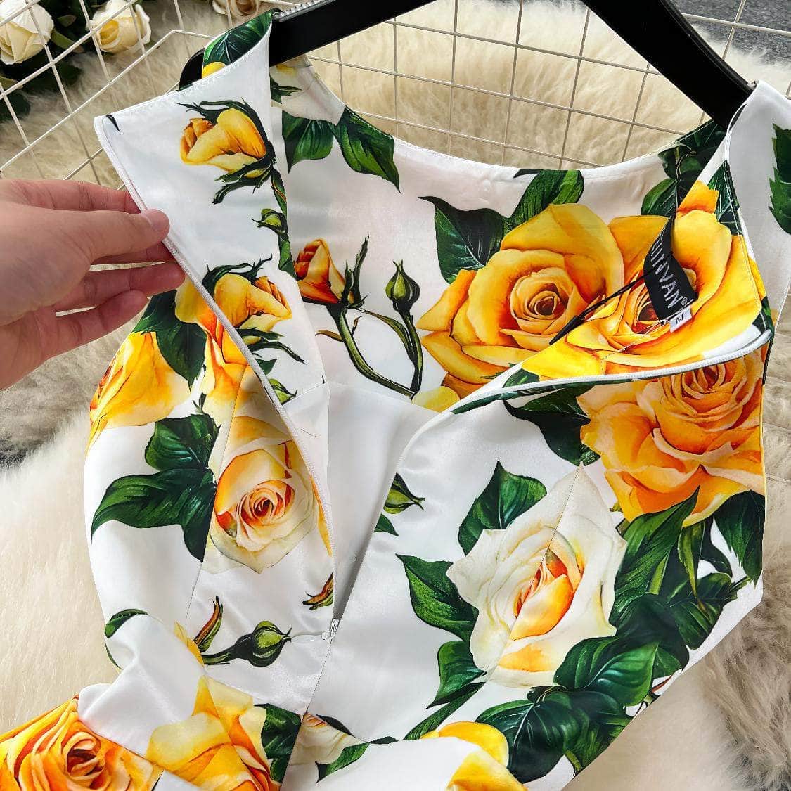 Sleeveless Floral Print Vintage Large Pleated Midi Dress