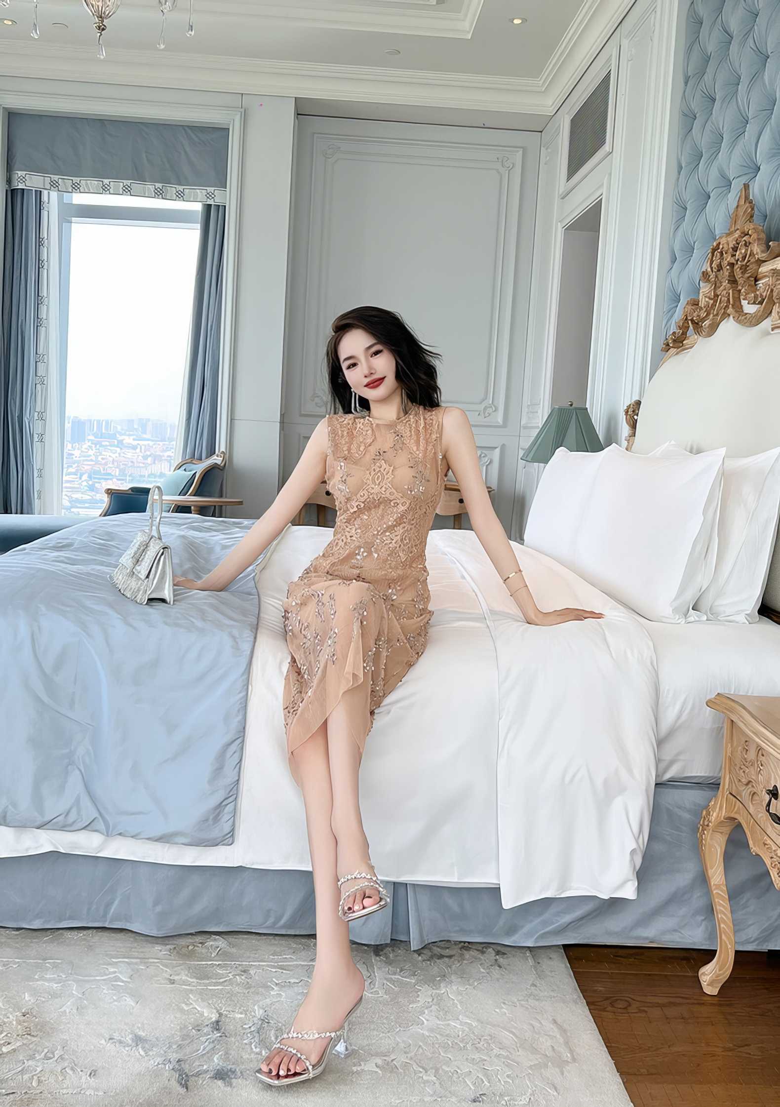 Sleeveless Sequined Midi Cocktail Dress