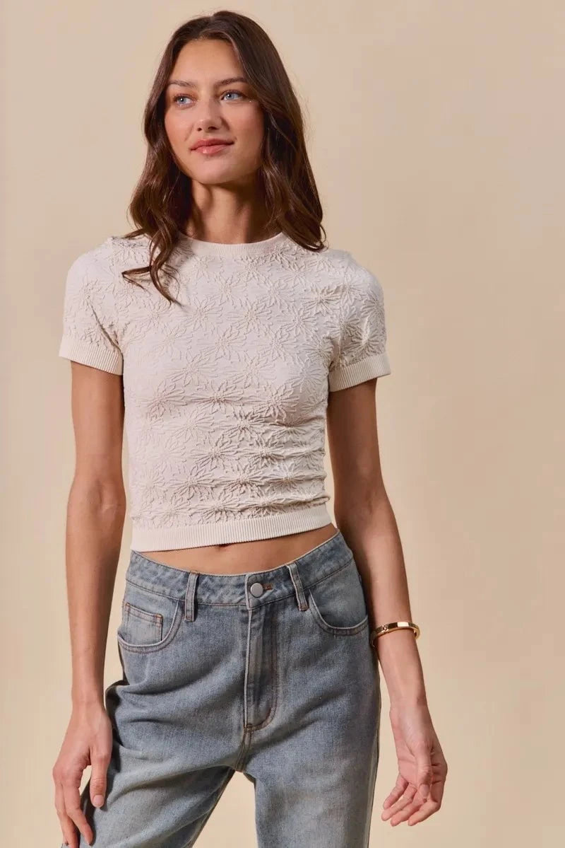 SO ME Floral Patterned Seamless Short Sleeve Top