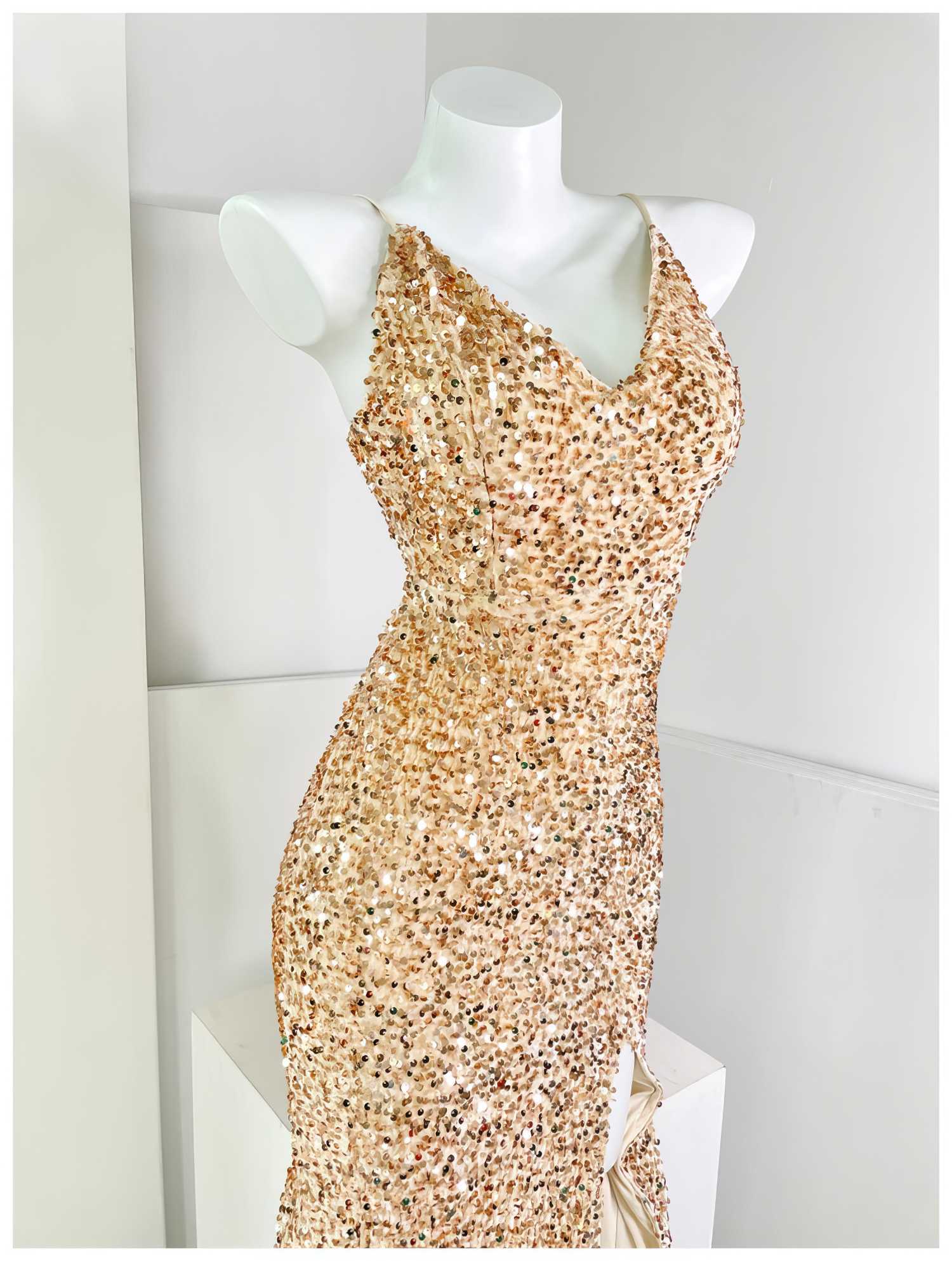 Spaghetti Straps Sequin Mermaid Side Slit Dress S / Gold