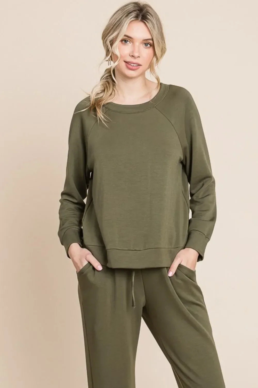 Super Lady Round Neck Raglan Sleeve Top and Pants Lounge Set Olive / S