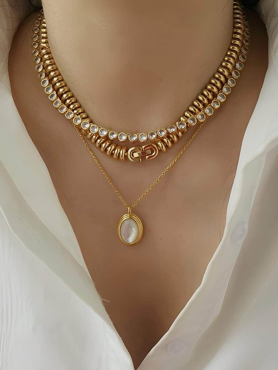 Timeless Ribbed Sofia Disc Choker Necklace