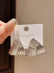 Triangular Ribbed Gold Earrings Gold