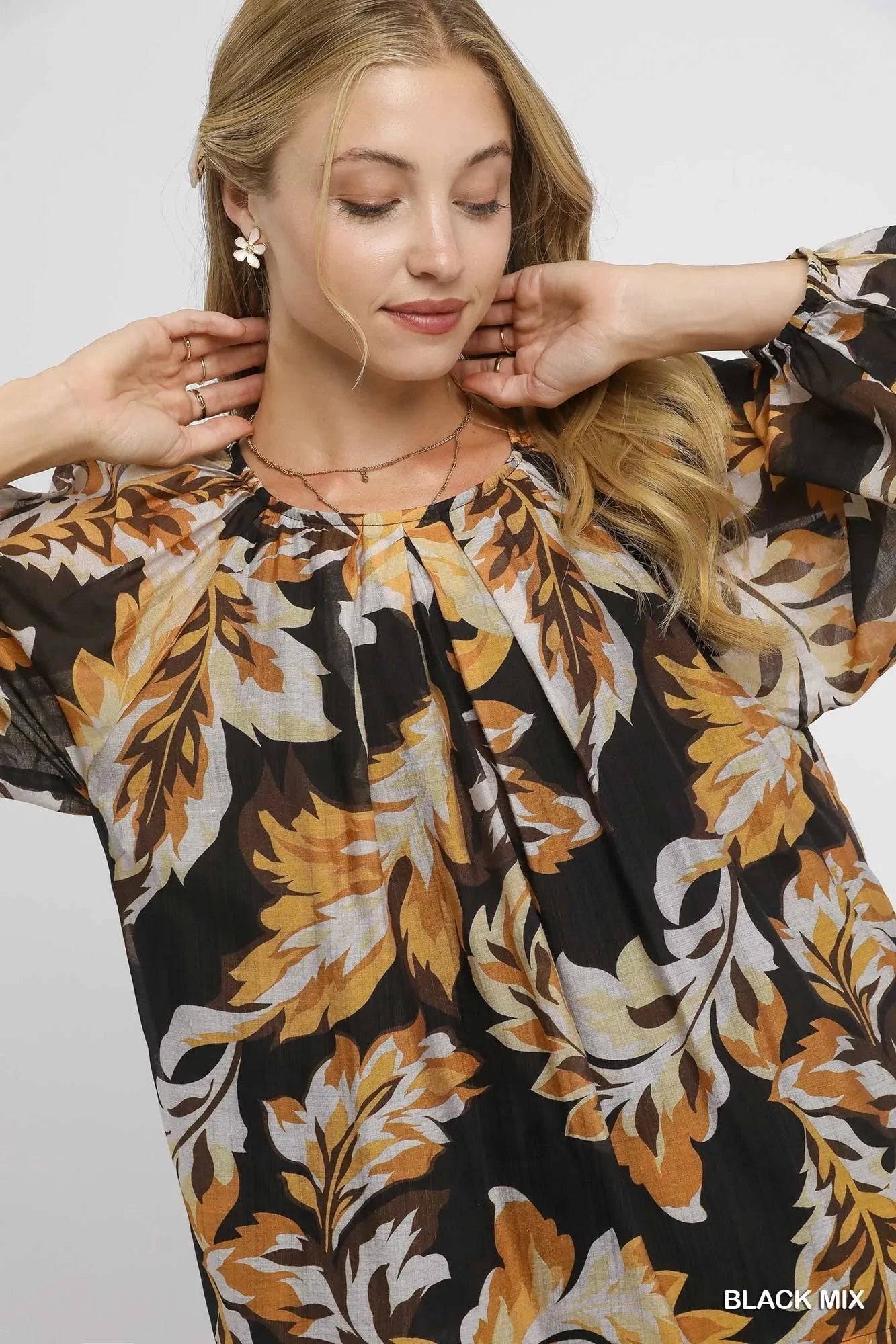 Umgee Autumn Leaf Print Balloon Sleeve Blouse