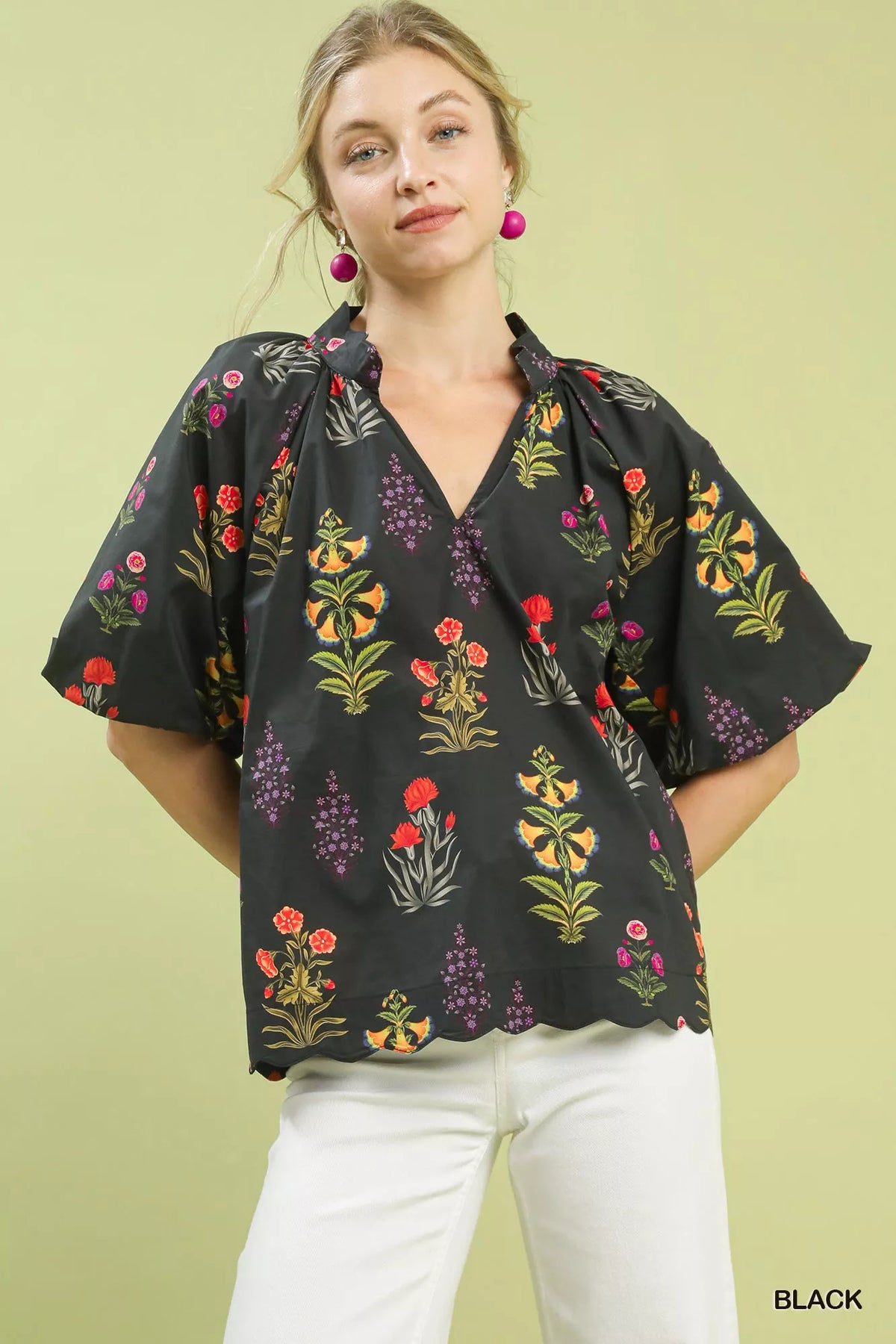 Umgee Floral Print Puff Sleeve Scallop Hem Blouse Black / S