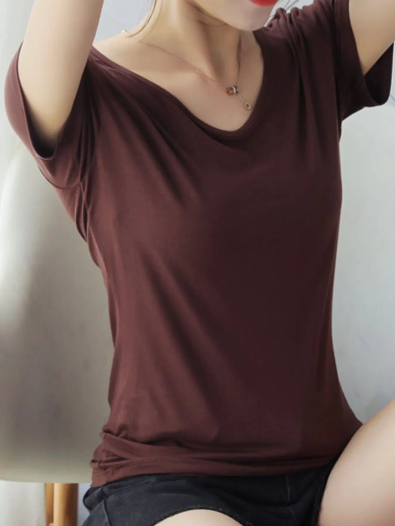 V-Neck Short Sleeve T-Shirt Burgundy / M